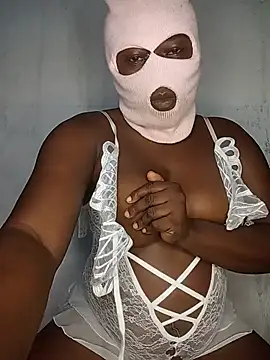 Snapshot of Sweetclito chatting on July 10, 2026, 3:23 pm Sweetclito online show from July 10, 2026, 3:23 pm
