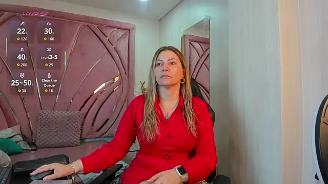 pamelaQenn2 online show from June 13, 2026, 5:00 pm