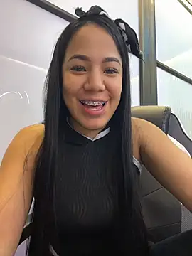 Snapshot of RyleyWest chatting on July 13, 2026, 7:35 pm RyleyWest online show from July 13, 2026, 7:35 pm