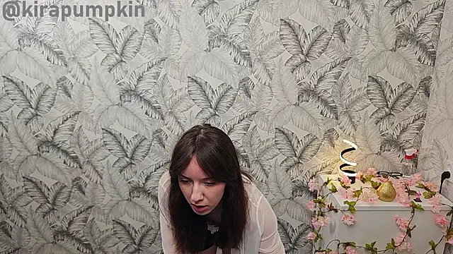 Snapshot of kirapumpkin chatting on June 6, 2026, 5:40 pm kirapumpkin online show from June 6, 2026, 5:40 pm