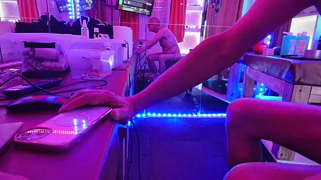 ffistingexpert online show from June 9, 2026, 7:48 pm