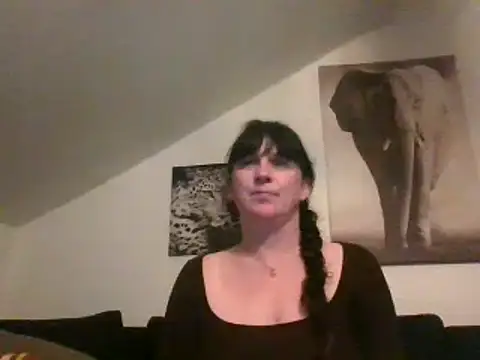 sexujuly88 online show from October 21, 2025, 9:25 pm