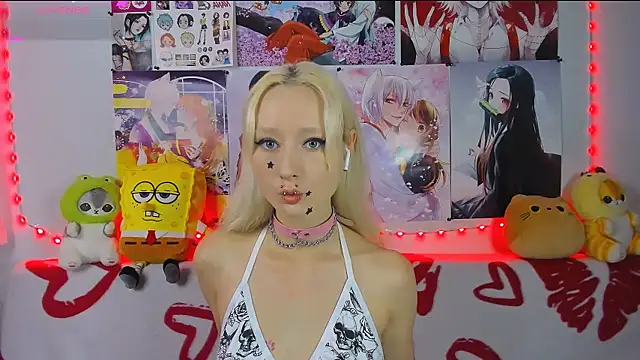 Katia Nabiee online show from June 30, 2026, 4:34 am