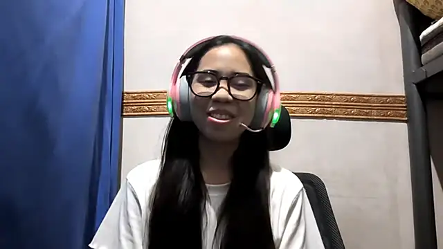 ThereseLeidholt online show from June 2, 2026, 9:04 pm
