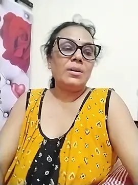 Snapshot of chatterjeesayani567 chatting on June 20, 2026, 5:29 pm chatterjeesayani567 online show from June 20, 2026, 5:29 pm