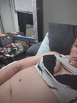 fuckinaroundandfindinout online show from July 1, 2026, 10:04 am