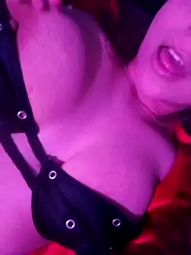 zaracamila98 online show from July 4, 2026, 3:46 am