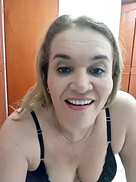 Sara hilton02 online show from June 11, 2026, 2:58 pm