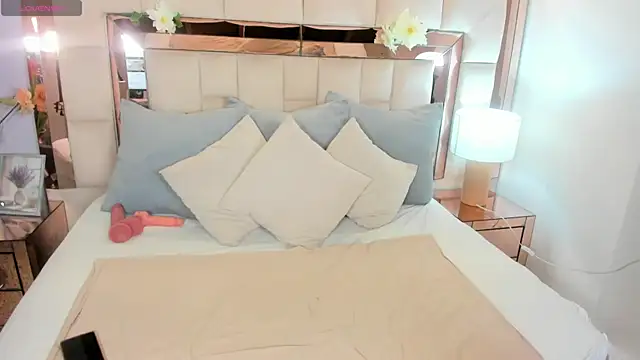 Snapshot of isabellaivyy chatting on July 19, 2026, 3:48 am isabellaivyy online show from July 19, 2026, 3:48 am