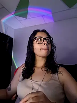 Snapshot of Miss_kittyX chatting on July 16, 2026, 11:46 pm Miss kittyX online show from July 16, 2026, 11:46 pm