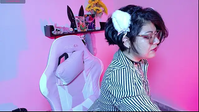 Meow cat4 online show from July 11, 2026, 5:46 pm