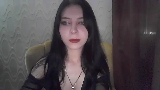 Snapshot of RileyTight chatting on July 9, 2026, 8:26 am RileyTight online show from July 9, 2026, 8:26 am