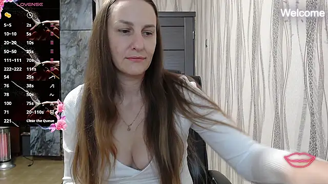 Yevgeshka-Milashka online show from October 23, 2025, 5:55 pm