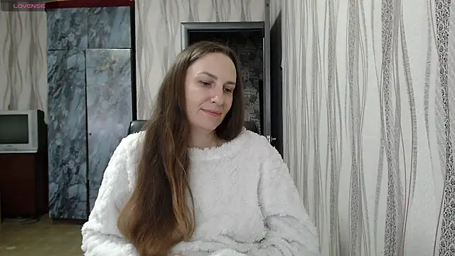 Yevgeshka-Milashka online show from October 12, 2025, 6:04 am