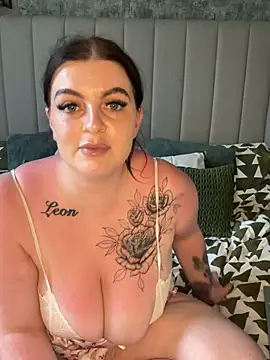 Snapshot of Maddison_Leighxo chatting on July 9, 2026, 7:24 pm Maddison Leighxo online show from July 9, 2026, 7:24 pm