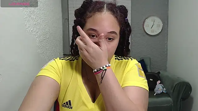 leilasosexy online show from June 17, 2026, 12:26 pm