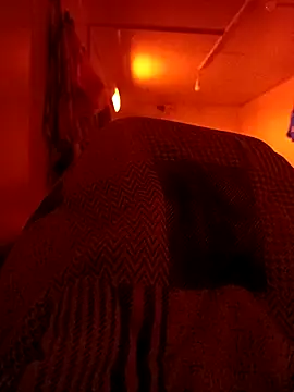 Snapshot of Singlemaleforcouples chatting on March 3, 2026, 12:39 am Singlemaleforcouples online show from March 3, 2026, 12:39 am