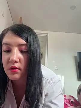 Snapshot of Julietthalu chatting on June 2, 2026, 6:41 pm Julietthalu online show from June 2, 2026, 6:41 pm