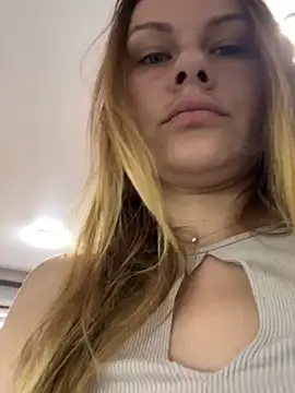 MonoGirl online show from June 23, 2026, 5:55 pm