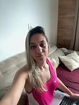 Betinhaalves online show from June 3, 2026, 12:50 pm