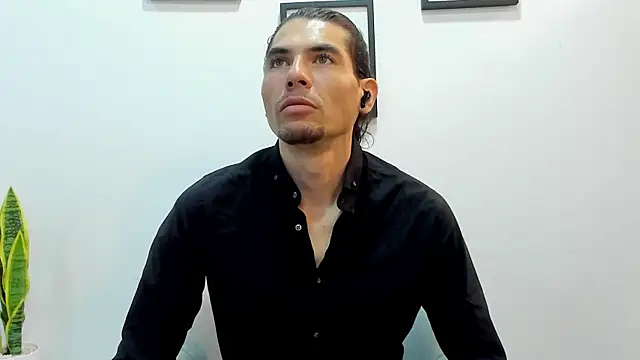 Snapshot of Antony_Stone chatting on July 4, 2026, 3:49 pm Antony Stone online show from July 4, 2026, 3:49 pm