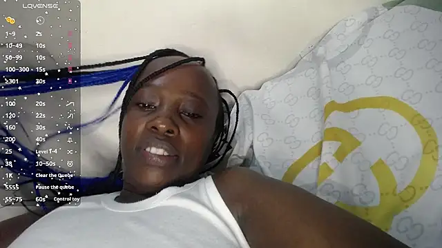 Snapshot of TIFFANEYVIVIAN chatting on July 13, 2026, 9:41 am TIFFANEYVIVIAN online show from July 13, 2026, 9:41 am