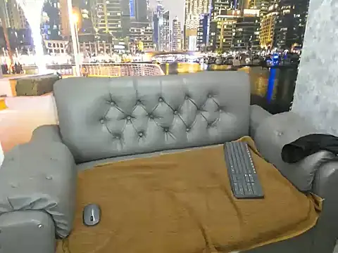 john santos  online show from June 21, 2026, 8:58 pm