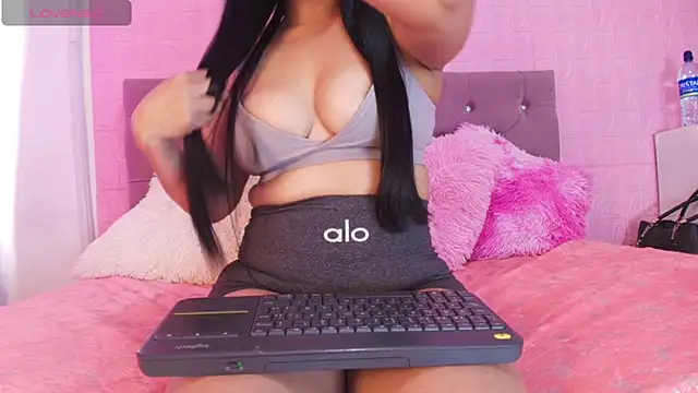Snapshot of Ebonny_Brown_nasty chatting on June 23, 2026, 3:54 pm Ebonny Brown nasty online show from June 23, 2026, 3:54 pm