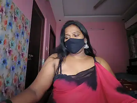 Snapshot of Meenakshy chatting on June 20, 2026, 4:56 pm Meenakshy online show from June 20, 2026, 4:56 pm