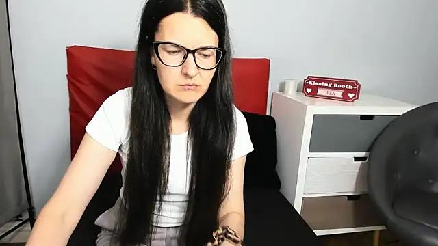 Snapshot of NadiaXlove chatting on June 16, 2026, 5:40 am NadiaXlove online show from June 16, 2026, 5:40 am