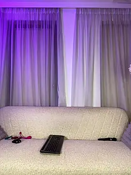 Snapshot of ValentinaMonroee chatting on July 18, 2026, 7:22 pm ValentinaMonroee online show from July 18, 2026, 7:22 pm