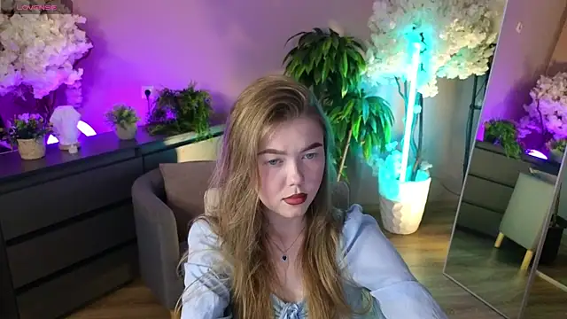 Snapshot of Lina_deels chatting on July 12, 2026, 6:53 pm Lina deels online show from July 12, 2026, 6:53 pm