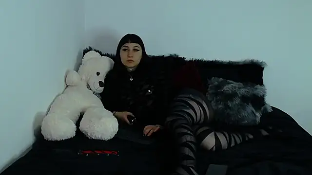 x lilith  online show from June 16, 2026, 10:21 pm