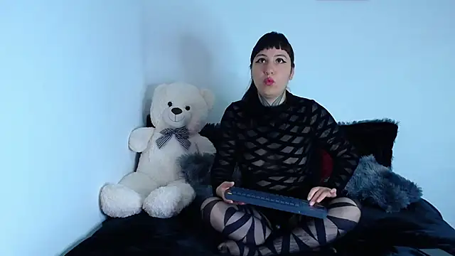 x lilith  online show from July 1, 2026, 12:33 am