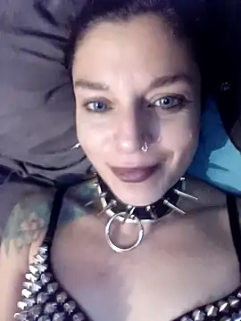 fresasabrosa69 online show from August 2, 2026, 10:02 am