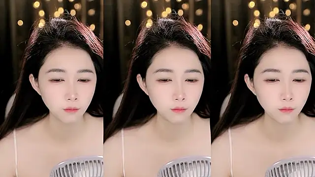 Snapshot of Peach_zzz chatting on June 6, 2026, 10:04 pm Peach zzz online show from June 6, 2026, 10:04 pm