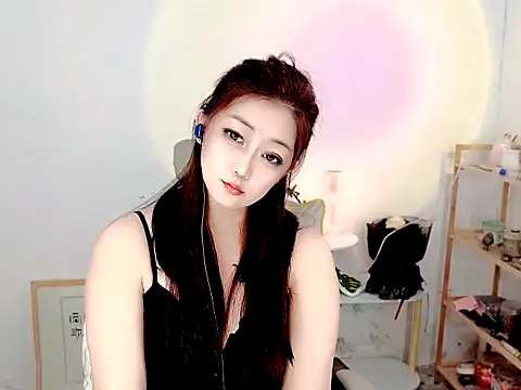 Snapshot of Mimi131499 chatting on July 23, 2026, 3:30 pm Mimi131499 online show from July 23, 2026, 3:30 pm