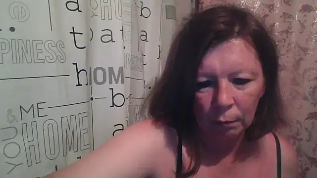 Snapshot of Schastlivaya43 chatting on June 23, 2026, 6:06 pm Schastlivaya43 online show from June 23, 2026, 6:06 pm