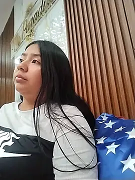 Snapshot of Amber_Herrera chatting on July 4, 2026, 12:43 pm Amber Herrera online show from July 4, 2026, 12:43 pm