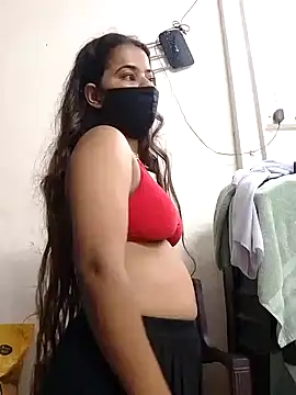 Cherry Bommm online show from June 10, 2026, 7:26 pm