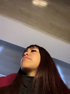 Snapshot of LILI_911 chatting on June 9, 2026, 7:15 pm LILI 911 online show from June 9, 2026, 7:15 pm