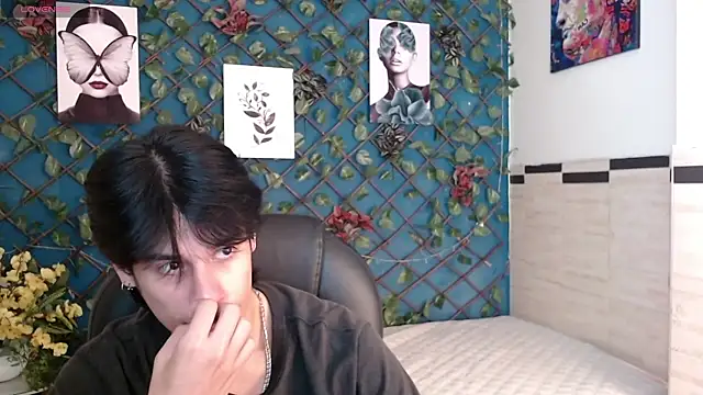 Snapshot of wayath1 chatting on July 3, 2026, 11:17 am wayath1 online show from July 3, 2026, 11:17 am
