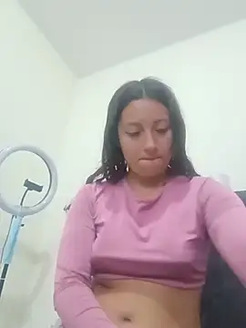MiaSaen online show from July 22, 2026, 2:24 am
