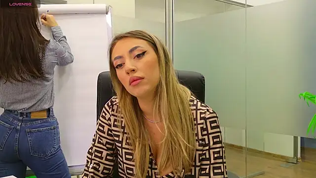 BabesGoWild online show from February 19, 2025, 5:16 am