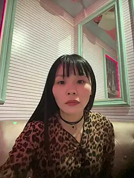 squirtqueen6 online show from July 20, 2026, 11:23 am
