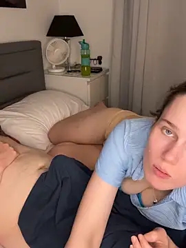 Shycouple7295 online show from July 1, 2026, 9:15 pm