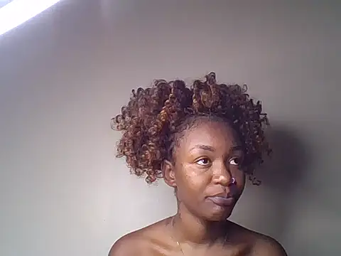 Lill Miss online show from June 13, 2026, 5:44 pm