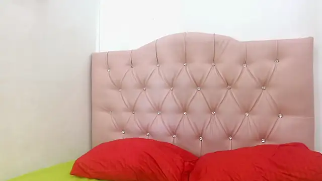  saray rose online show from June 23, 2026, 3:43 pm