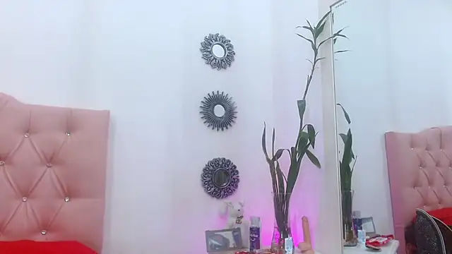  saray rose online show from June 15, 2026, 2:28 pm