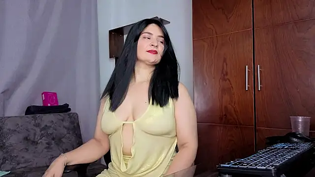 Snapshot of dulce_122 chatting on June 15, 2026, 7:46 pm dulce 122 online show from June 15, 2026, 7:46 pm